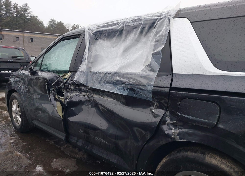 2024 KIA CARNIVAL VIN: KNDNB4H31R6306513
