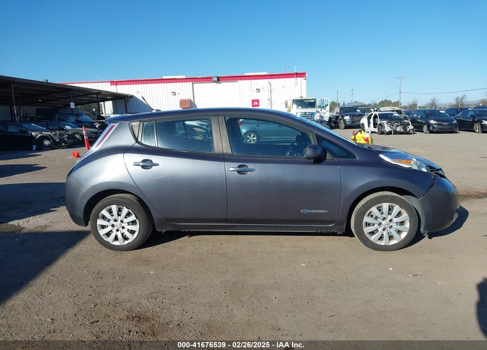 2013 NISSAN LEAF VIN: 1N4AZ0CP0DC422007