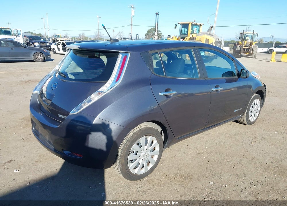 2013 NISSAN LEAF VIN: 1N4AZ0CP0DC422007
