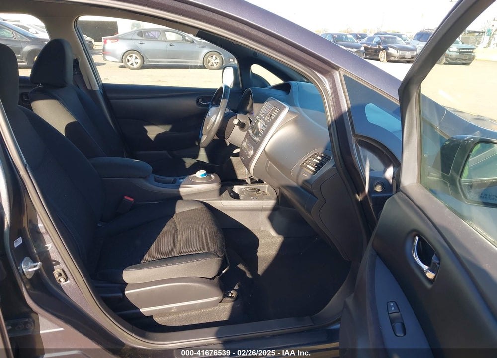 2013 NISSAN LEAF VIN: 1N4AZ0CP0DC422007
