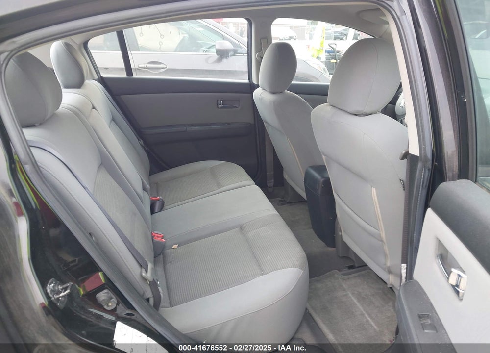 2011 NISSAN SENTRA 2.0SR VIN: 3N1AB6AP2BL680988