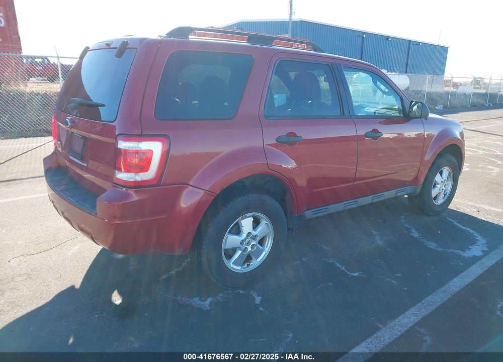 2011 FORD ESCAPE VIN: 1FMCU0D70BKB46040