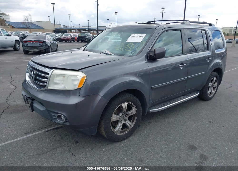 2014 HONDA PILOT VIN: 5FNYF3H52EB015806