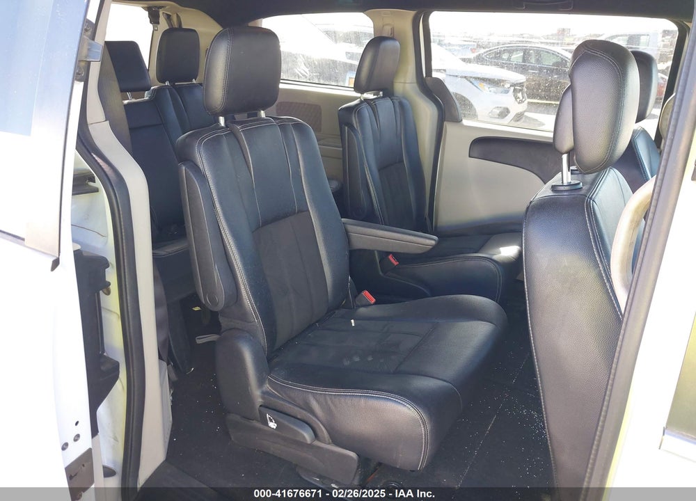 2019 DODGE GRAND CARAVAN VIN: 2C4RDGCG7KR512800
