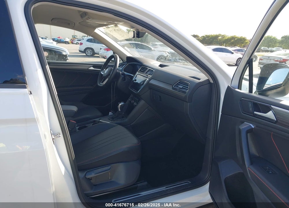 2024 VOLKSWAGEN TIGUAN 2.0T WOLFSBURG EDITION VIN: 3VV6B7AX8RM214044