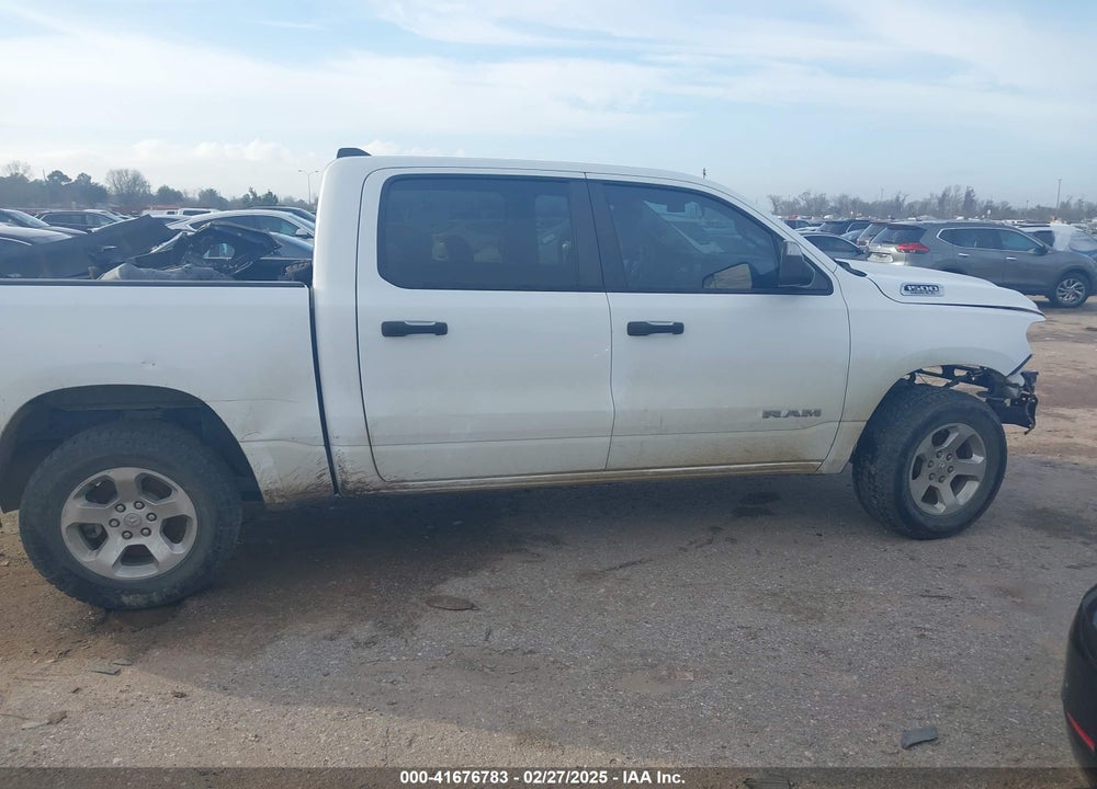 2019 RAM 1500 VIN: 1C6RREGT3KN916484
