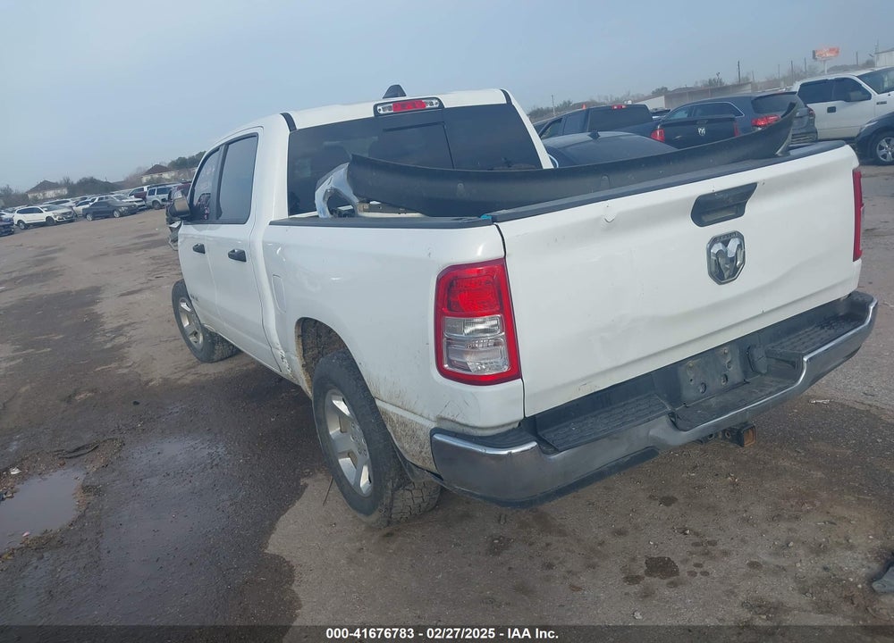 2019 RAM 1500 VIN: 1C6RREGT3KN916484