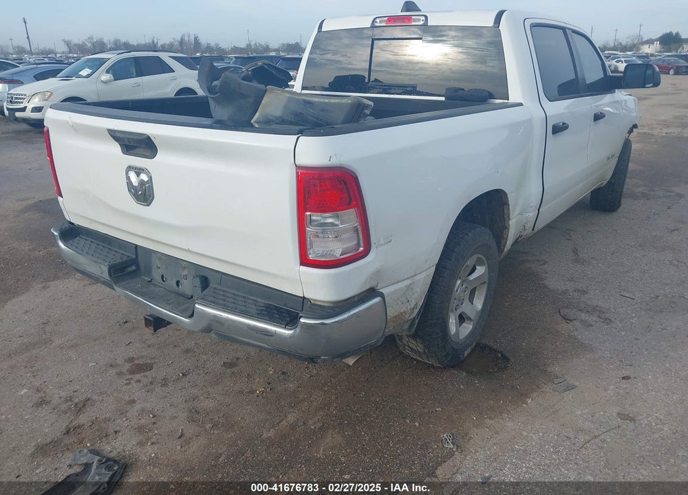 2019 RAM 1500 VIN: 1C6RREGT3KN916484