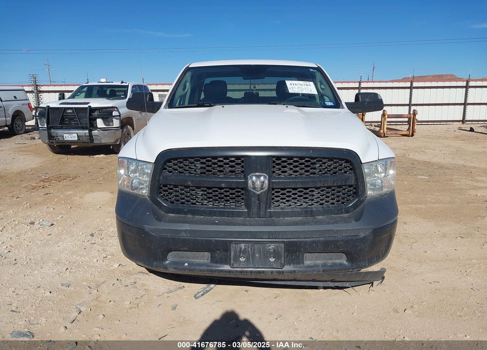 2022 RAM 1500 CLASSIC VIN: 1C6RR6FG4NS153553