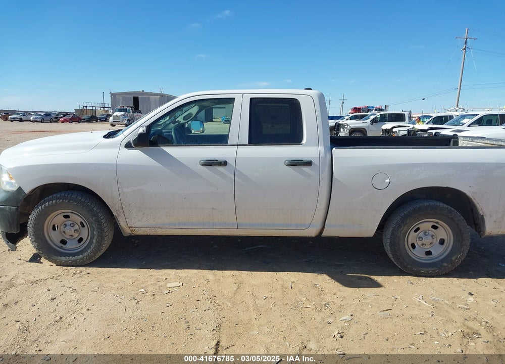 2022 RAM 1500 CLASSIC VIN: 1C6RR6FG4NS153553