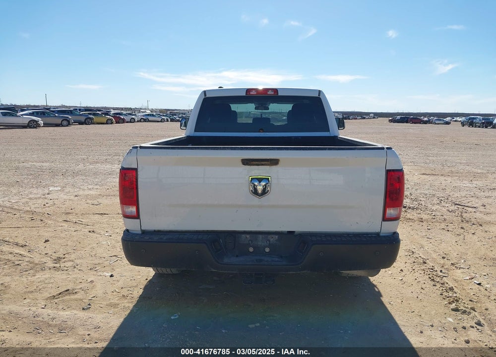 2022 RAM 1500 CLASSIC VIN: 1C6RR6FG4NS153553