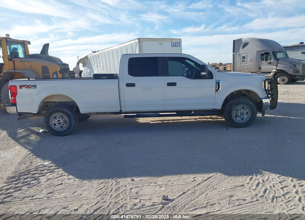 2017 FORD F-250 XL VIN: 1FT7W2B69HEE55373