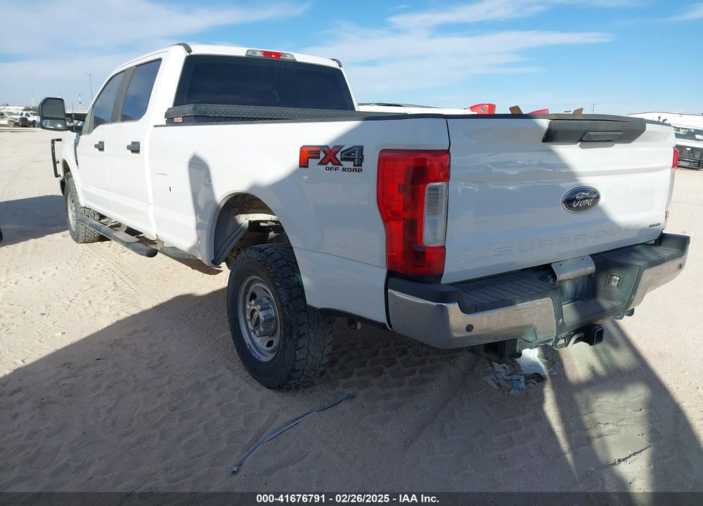 2017 FORD F-250 XL VIN: 1FT7W2B69HEE55373