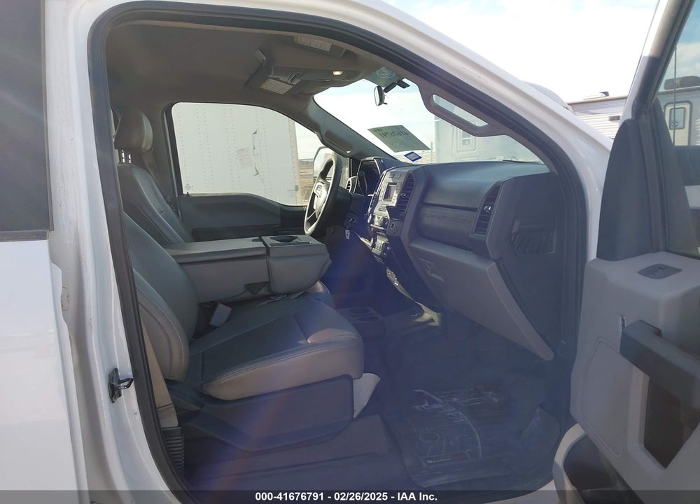 2017 FORD F-250 XL VIN: 1FT7W2B69HEE55373