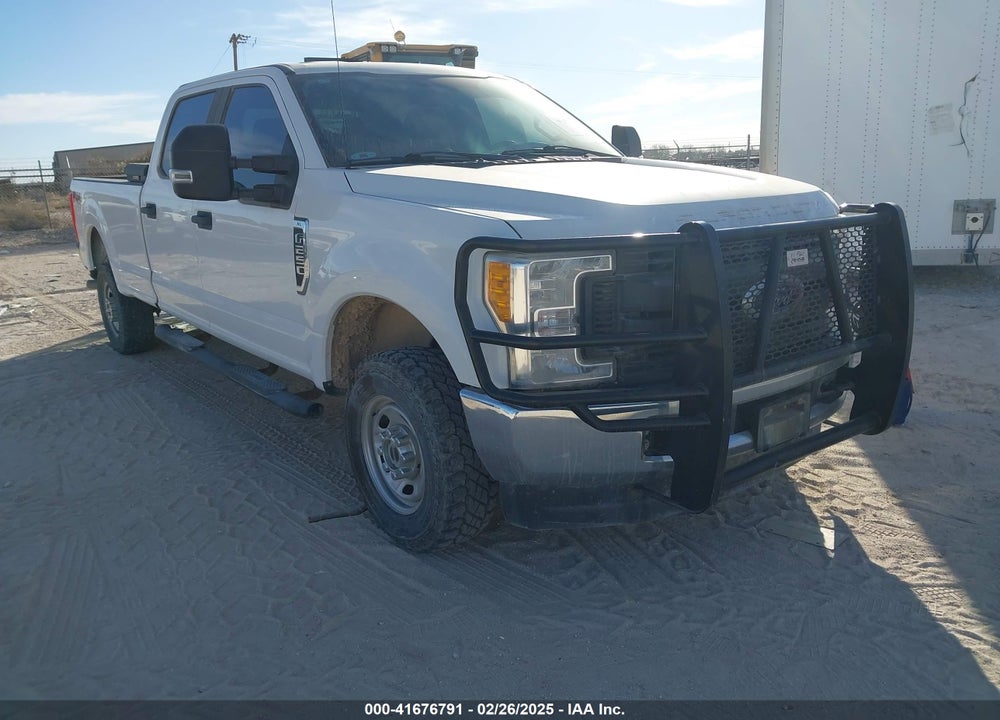 2017 FORD F-250 XL VIN: 1FT7W2B69HEE55373