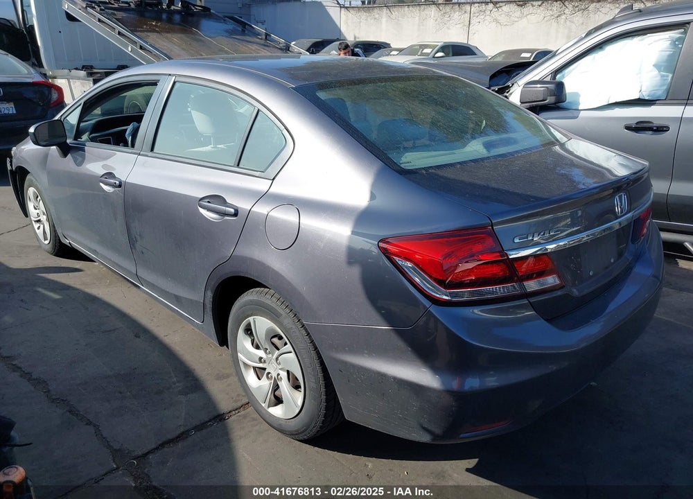 2015 HONDA CIVIC LX VIN: 19XFB2F53FE212684