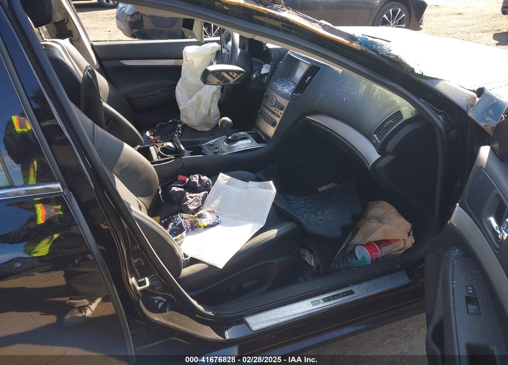 2015 INFINITI Q40 VIN: JN1CV6AR1FM520873