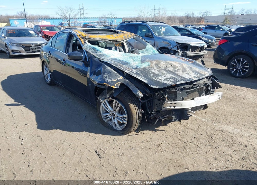 2015 INFINITI Q40 VIN: JN1CV6AR1FM520873