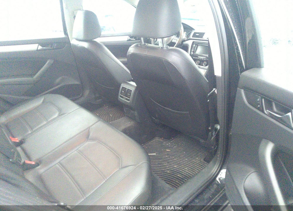 2013 VOLKSWAGEN PASSAT VIN: 1VWBN7A30DC117865