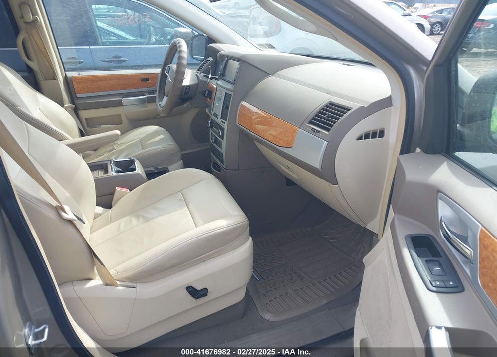 2008 CHRYSLER TOWN & COUNTRY LIMITED VIN: 2A8HR64X78R739007