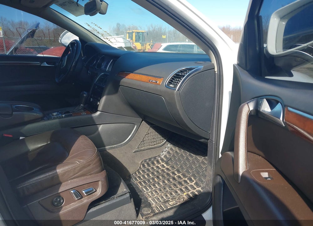 2011 AUDI Q7 3.0T PREMIUM VIN: WA1CGBFE9BD002441