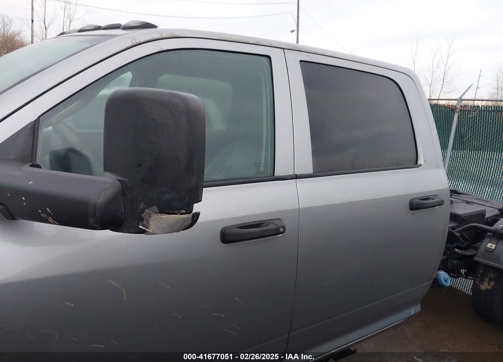 2020 RAM 3500 CHASSIS TRADESMAN/SLT/LAIE/LIMITED VIN: 3C7WRSCL4LG272555