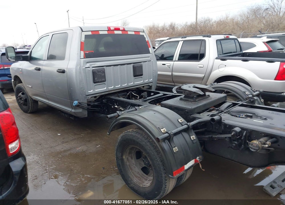 2020 RAM 3500 CHASSIS TRADESMAN/SLT/LAIE/LIMITED VIN: 3C7WRSCL4LG272555