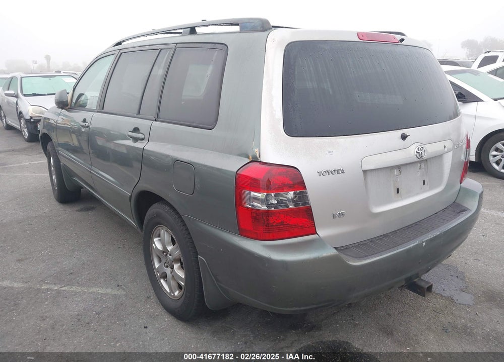 2005 TOYOTA HIGHLANDER VIN: JTEGP21A450073551