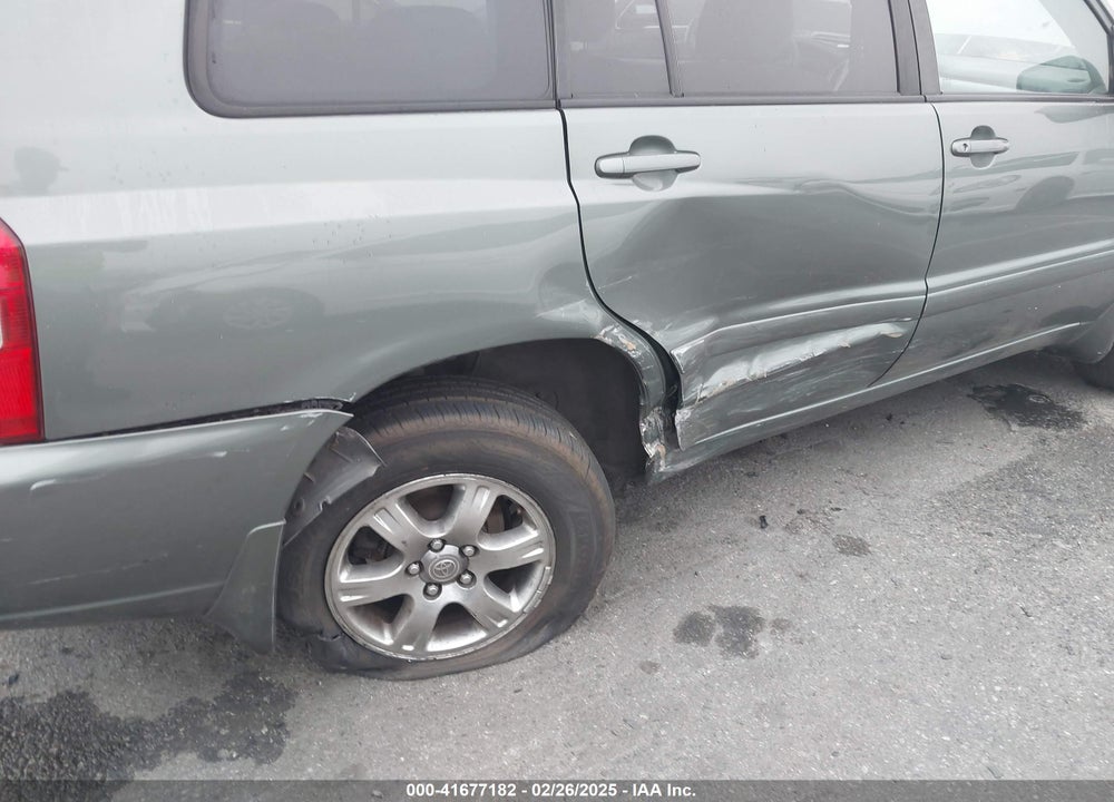 2005 TOYOTA HIGHLANDER VIN: JTEGP21A450073551