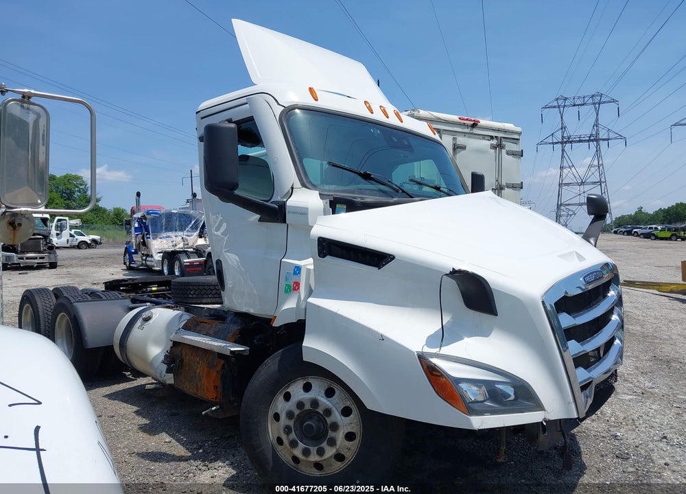 2022 FREIGHTLINER NEW CASCADIA 116 VIN: 3AKJHTDV6NDNG3996