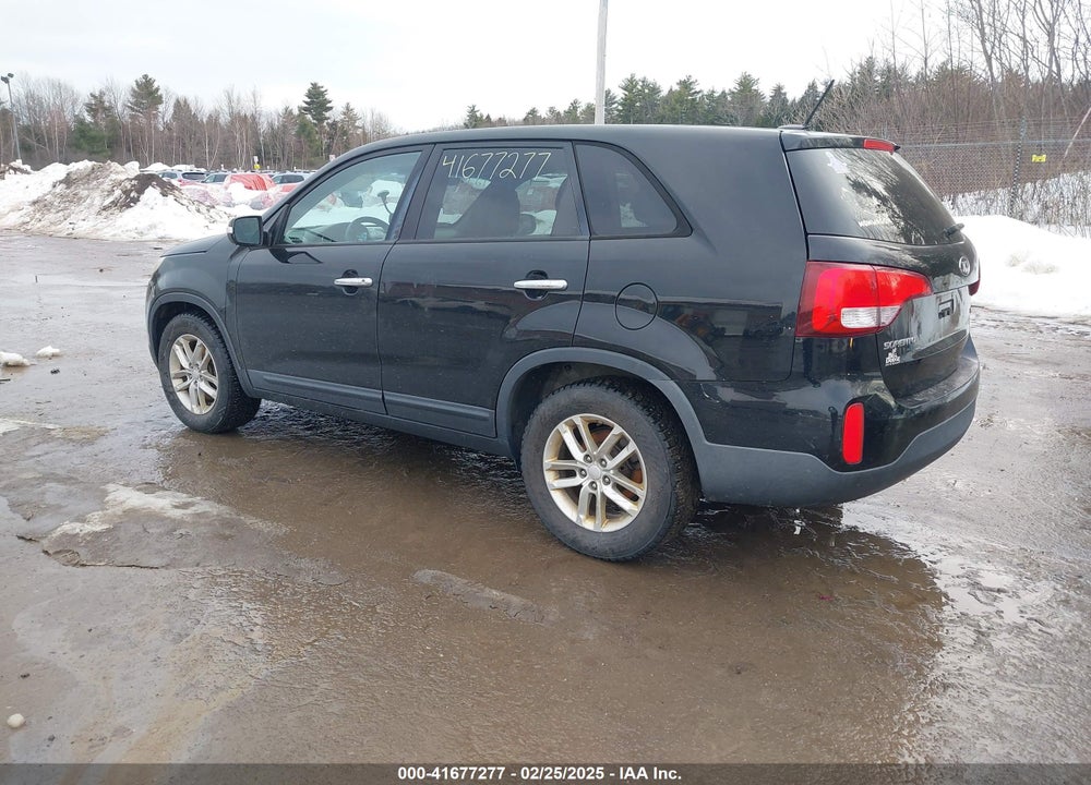 2014 KIA SORENTO LX VIN: 5XYKT3A68EG521280