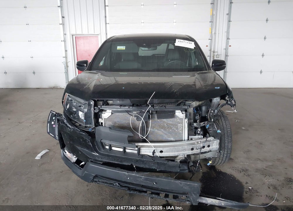 2024 HONDA PASSPORT VIN: 5FNYF8H5XRB006130