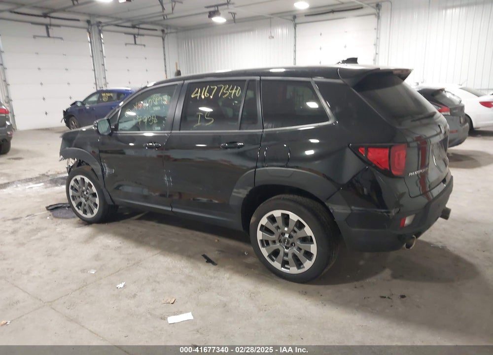 2024 HONDA PASSPORT VIN: 5FNYF8H5XRB006130