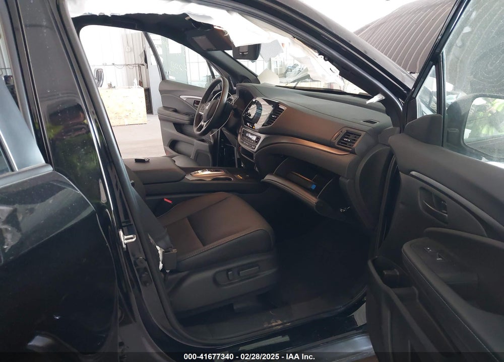 2024 HONDA PASSPORT VIN: 5FNYF8H5XRB006130