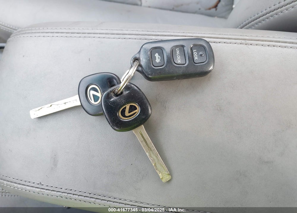 1999 LEXUS ES 300 VIN: JT8BF28G2X5064993