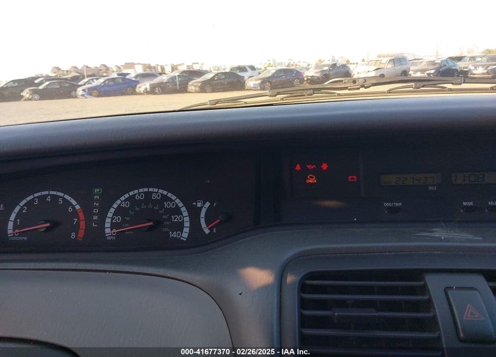 2000 TOYOTA AVALON VIN: 4T1BF28B8YU070693