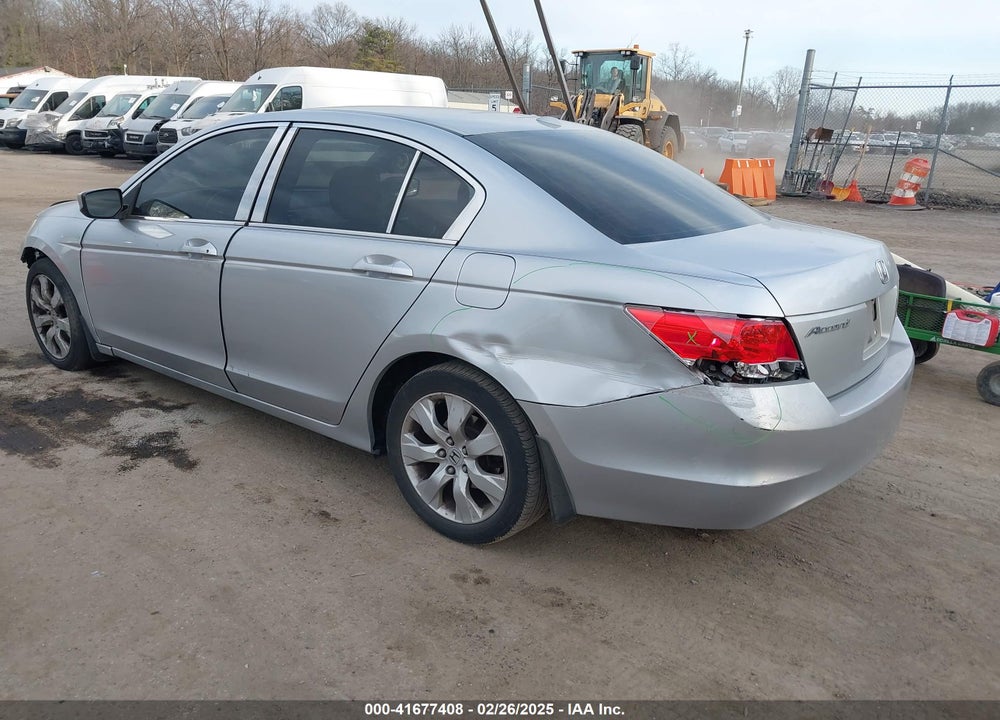 2008 HONDA ACCORD VIN: 1HGCP268X8A096891