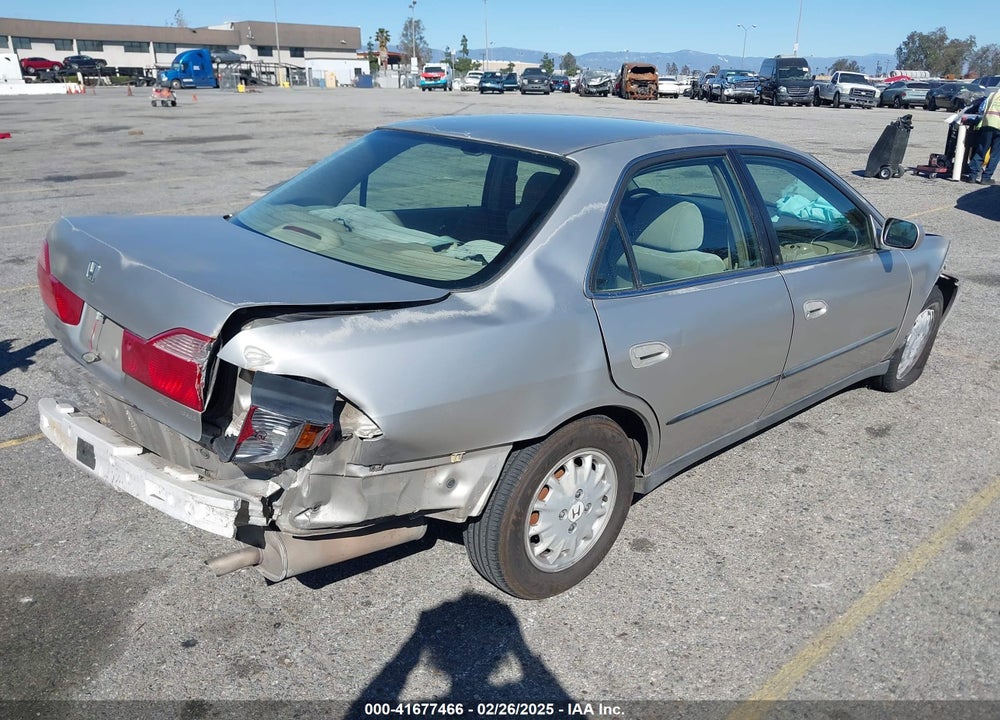 1999 HONDA ACCORD LX VIN: JHMCG6653XC004629