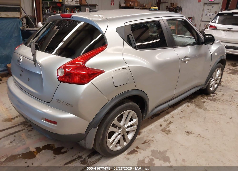 2011 NISSAN JUKE SV VIN: JN8AF5MV7BT013615