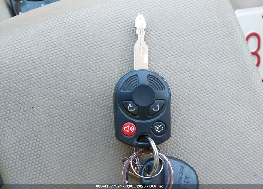 2010 FORD ESCAPE LIMITED VIN: 1FMCU9E75AKC70886