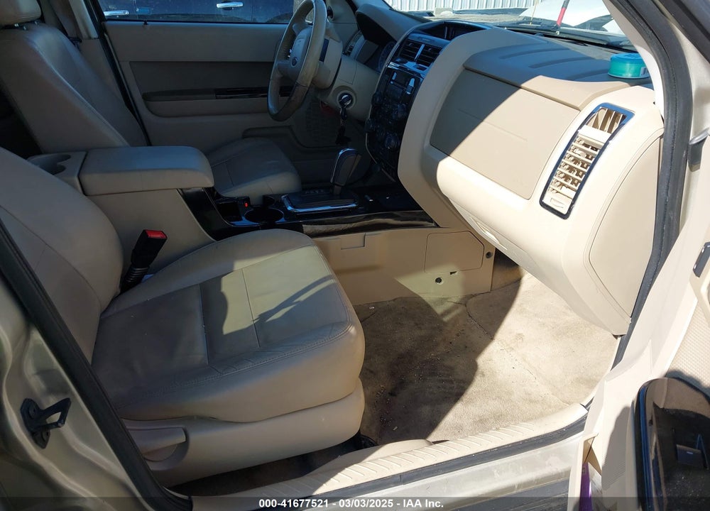 2010 FORD ESCAPE LIMITED VIN: 1FMCU9E75AKC70886