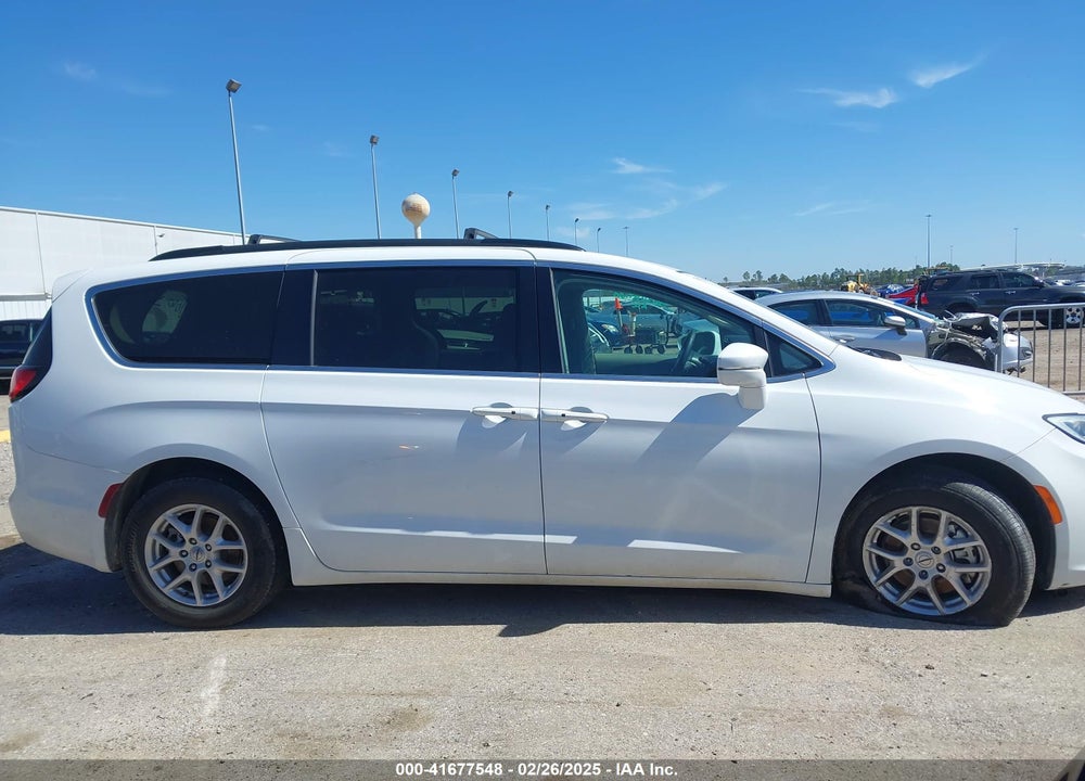 2022 CHRYSLER PACIFICA TOURING L VIN: 2C4RC1BG3NR198844