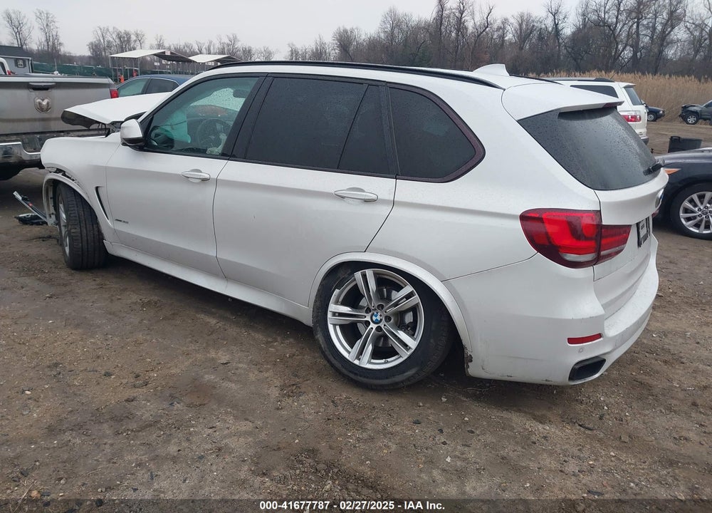 2016 BMW X5 VIN: 5UXKR0C56G0P26489