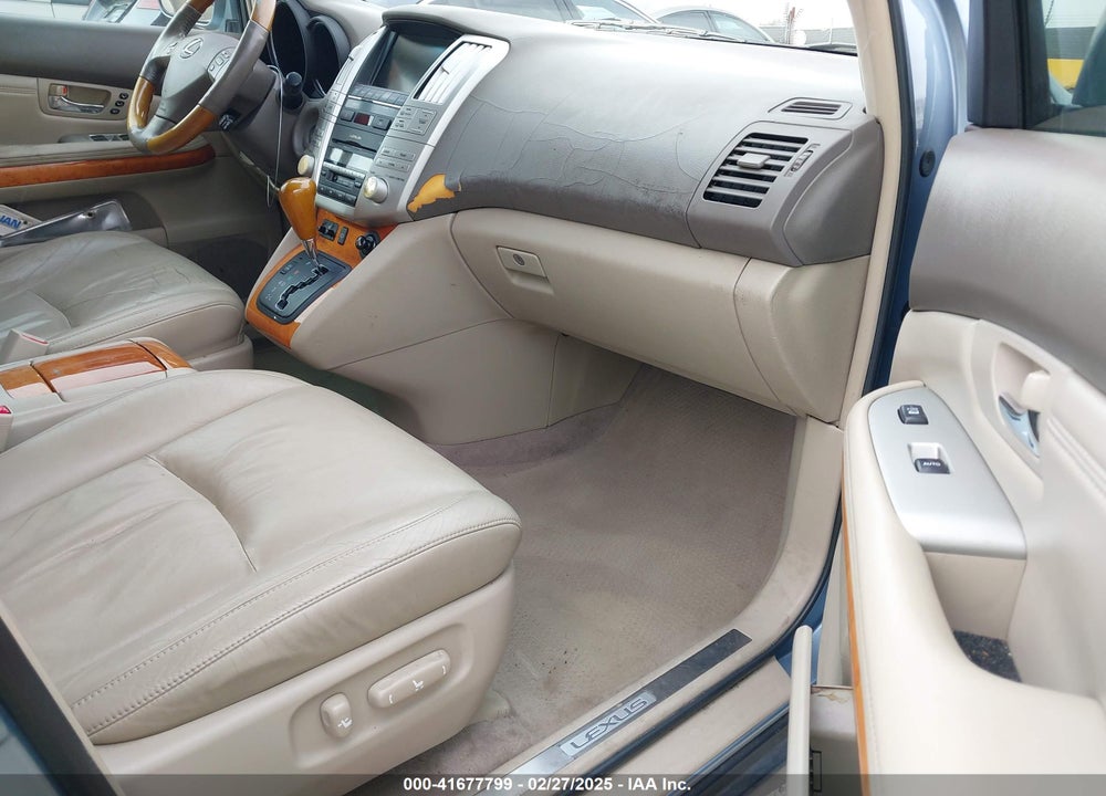 2005 LEXUS RX 330 VIN: 2T2GA31U15C027845