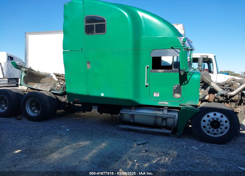 1997 FREIGHTLINER FLD VIN: 2FUYDSEB7VA772674