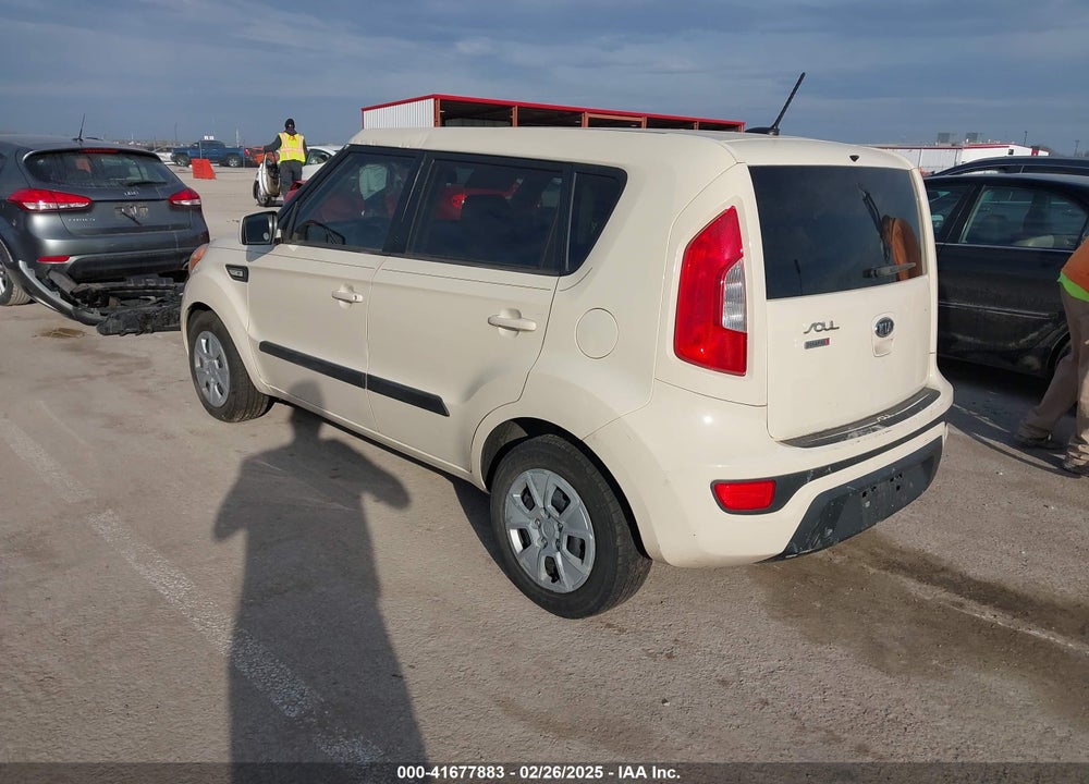 2012 KIA SOUL VIN: KNDJT2A58C7471066