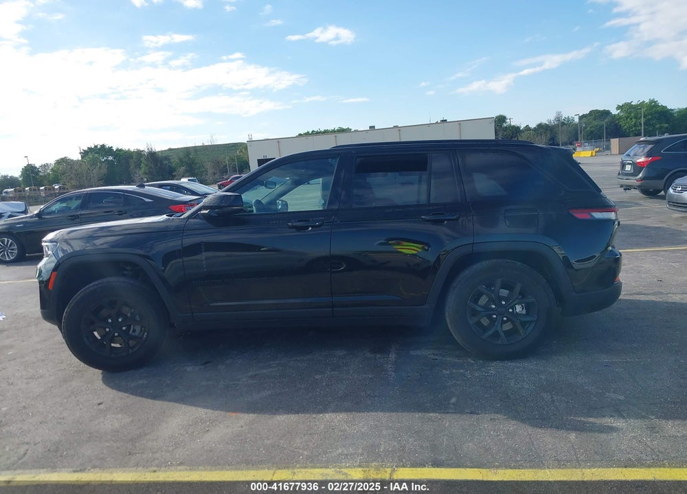 2024 JEEP GRAND CHEROKEE VIN: 1C4RJHAG1R8506966