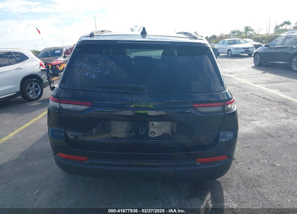 2024 JEEP GRAND CHEROKEE VIN: 1C4RJHAG1R8506966