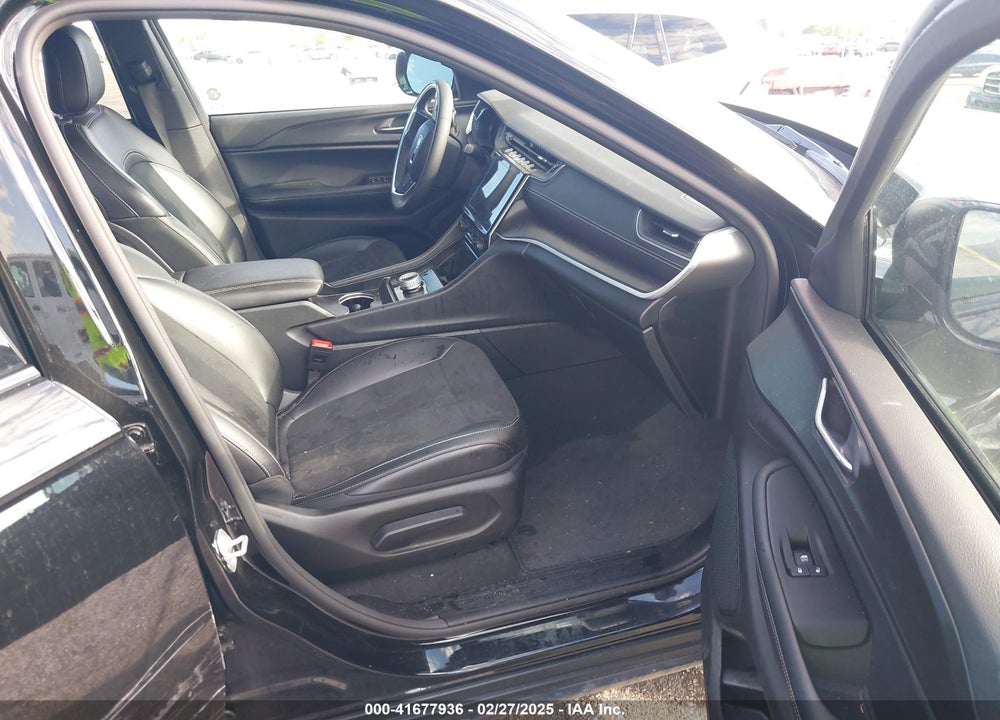 2024 JEEP GRAND CHEROKEE VIN: 1C4RJHAG1R8506966