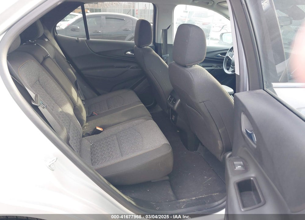 2022 CHEVROLET EQUINOX VIN: 2GNAXTEV0N6135510